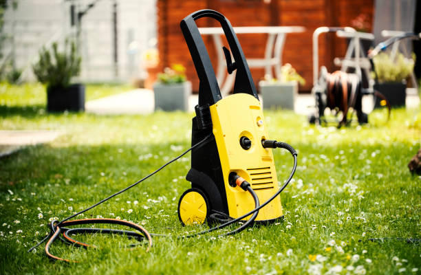 Best Sidewalk and Walkway Cleaning  in Pine Mountain Clu, CA